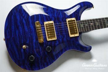 Custom22 ARTIST-Quilt - Whale Blue